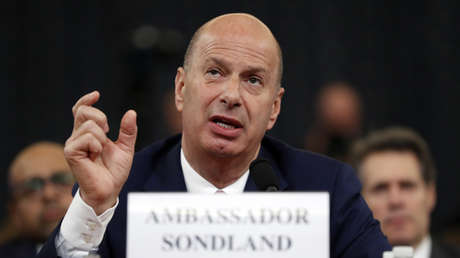 Despiden al embajador de EE.UU. ante la UE, el segundo testigo clave en el juicio político a Trump