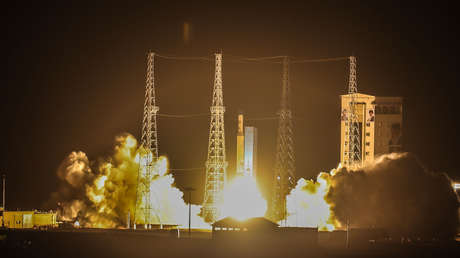 Explosión masiva y el ciberataque "más extendido" en la historia del país: nuevos detalles del fallido lanzamiento del satélite iraní