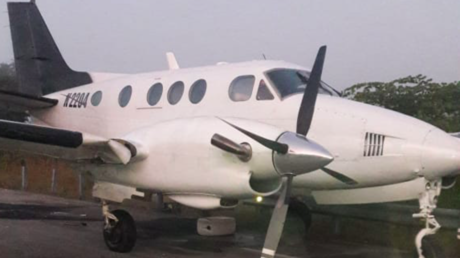 VIDEO: Ejército mexicano intercepta una avioneta con droga, y lo graban desde el aire