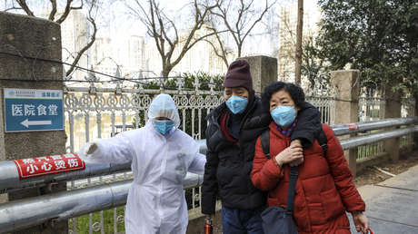 Un actor británico imitador de Mr. Bean se niega a abandonar Wuhan por miedo a propagar el coronavirus