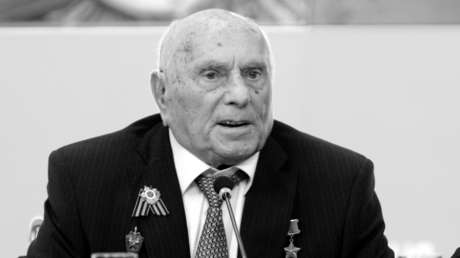 Fallece Alexéi Botián, legendario agente de inteligencia soviético que lideró el operativo de rescate de Cracovia durante la II Guerra Mundial