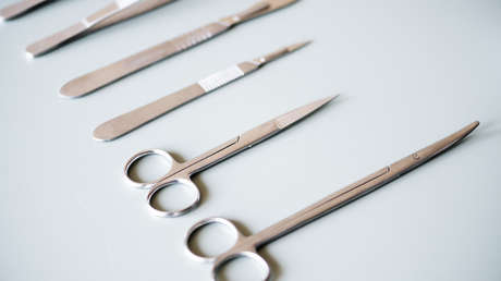 Proyecto de ley de una legisladora estadounidense requiere que los hombres se sometan a una vasectomía tras cumplir los 50 años