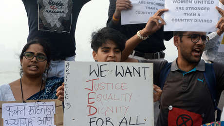 La Justicia de la India fija por tercera vez la fecha de la ejecución de cuatro hombres que violaron y asesinaron a una joven