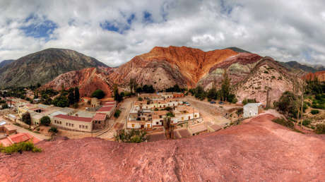 "Jujuy es Bolivia, chicos, alguien lo tiene que decir": la frase de una locutora argentina que indigna a las redes