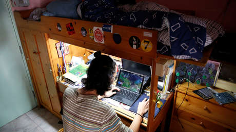 Aficionado a videojuegos pide la mano en 'Metro Exodus' y ella dice que sí (IMAGEN)