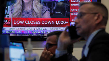 Trump estima que EE.UU. está "en buena forma respecto al coronavirus" pese a las caídas en los mercados