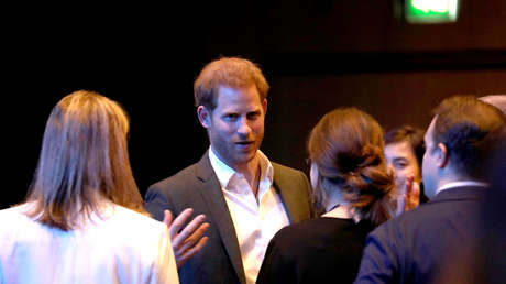 "Nos dijo llamarlo solo 'Enrique'": Petición del duque de Sussex en uno de sus últimos eventos como miembro oficial de la realeza británica (VIDEO)