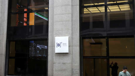 La bolsa de Sao Paulo cae más de un 5 % tras confirmarse el primer caso de coronavirus en Brasil