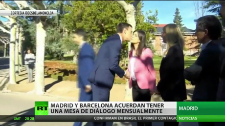 Madrid y Barcelona acuerdan sostener cada mes una mesa de diálogo sobre el tema catalán
