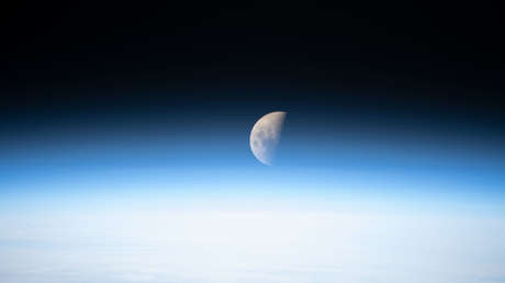 La Tierra tiene dos lunas desde hace tres años pero nadie se ha dado cuenta