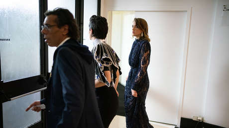 Actrices y directora abandonan los 'Óscars franceses' luego que Polanski ganara el César a mejor director, en una ceremonia marcada por protestas