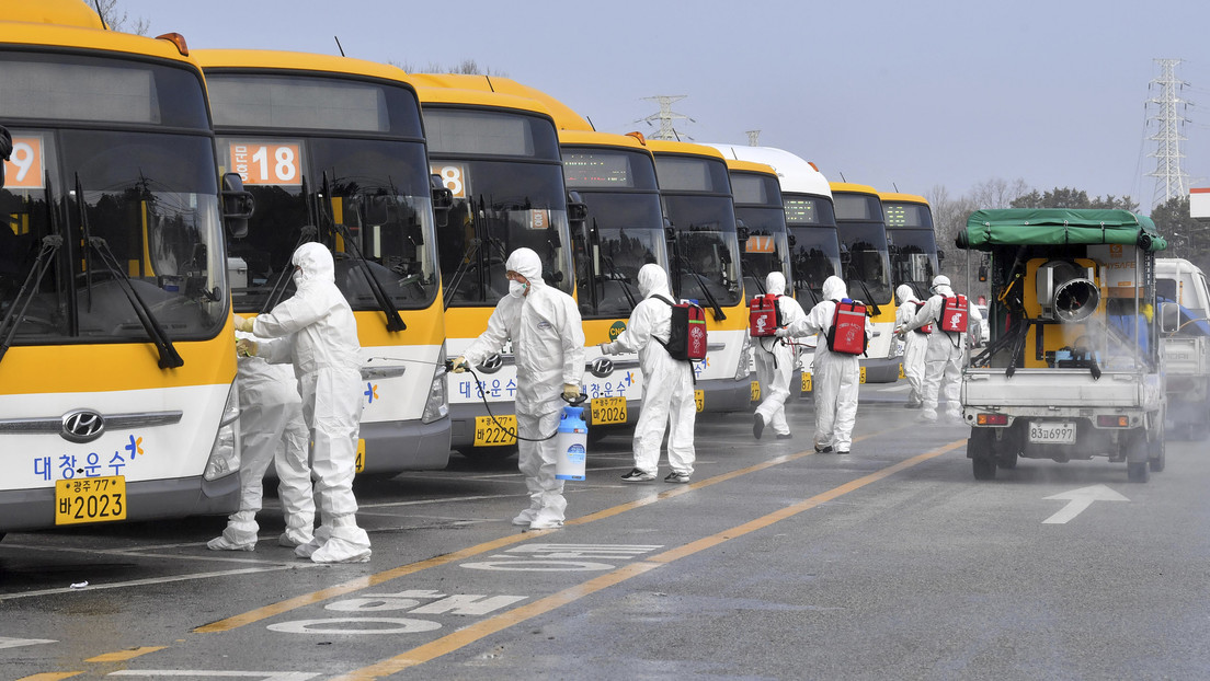 "¡Dejen de comprar mascarillas!": el director de Salud Pública de EE.UU. asegura que no son efectivas para prevenir el coronavirus