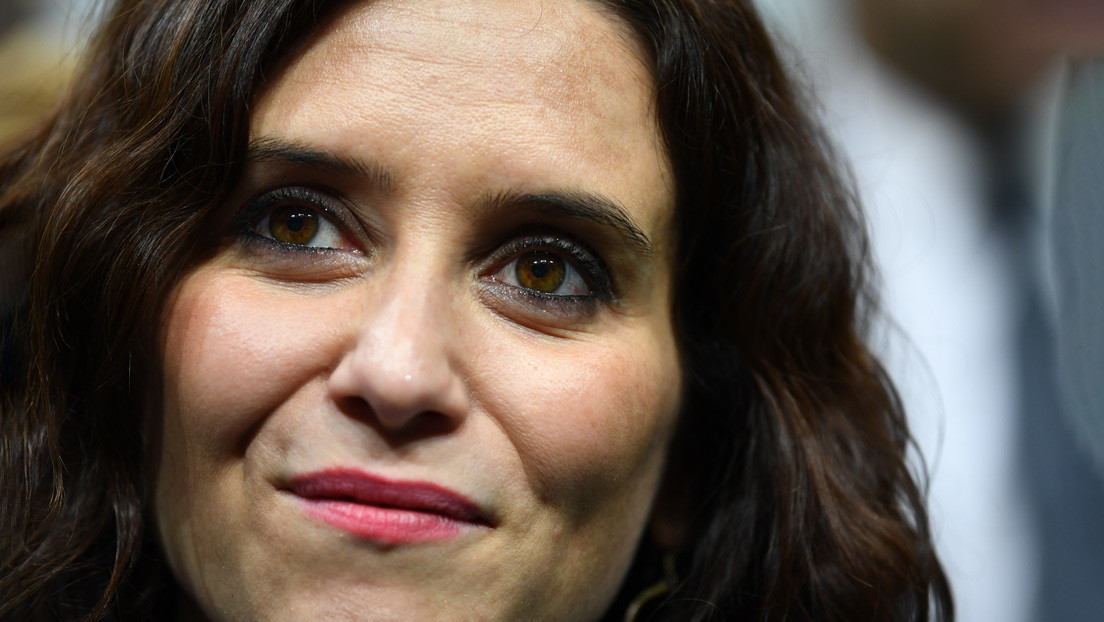 La presidenta de la Comunidad de Madrid, Isabel Díaz Ayuso, da positivo por coronavirus