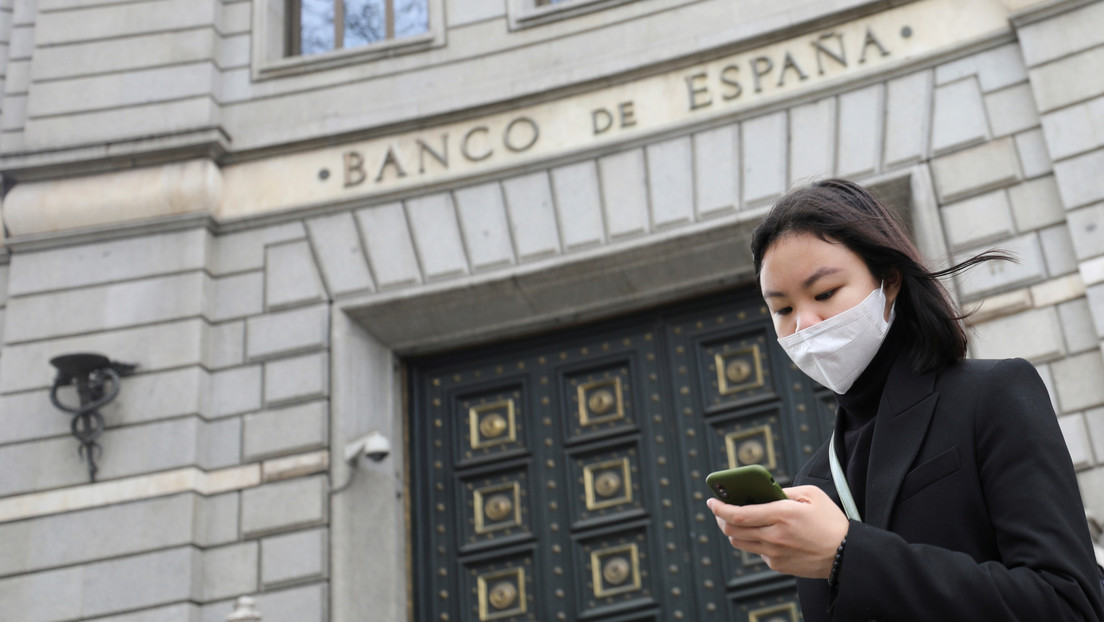 ¿Podrían los bancos liberar a sus clientes del pago de créditos por el coronavirus?