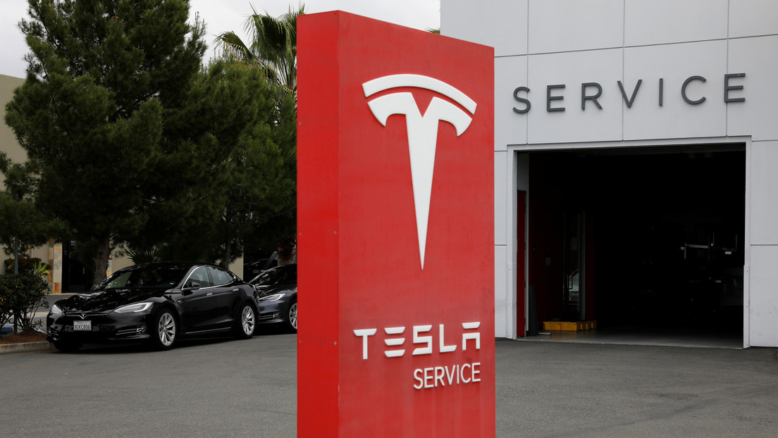 Tesla podría empezar a fabricar aparatos de respiración artificial