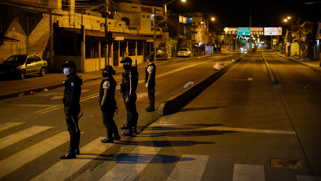 Ecuador amplía el toque de queda cinco horas más en todo el país por el coronavirus