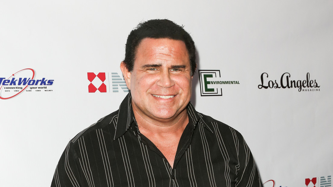 Arrestan a un actor de Hollywood que vendía medicinas falsas contra el covid-19 a millones de sus seguidores