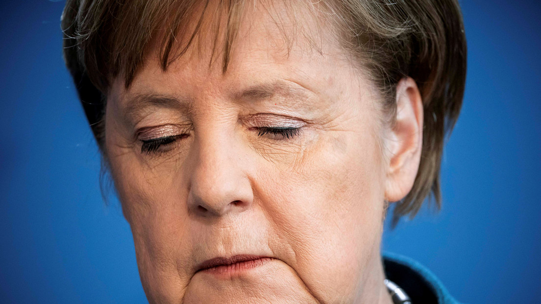 Merkel asegura encontrarse "muy, muy ocupada" pese a estar en cuarentena, pero lamenta "no tener ningún contacto personal"
