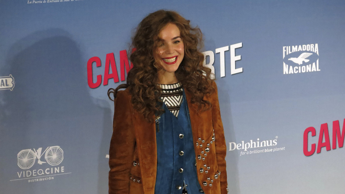 La actriz mexicana Camila Sodi de la serie 'Luis Miguel' admite sentir todos los síntomas del coronavirus, luego que su hija diera positivo