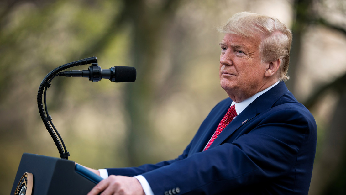 Trump afirma que "no estornuda" pero puede repetir la prueba del covid-19 si es necesario