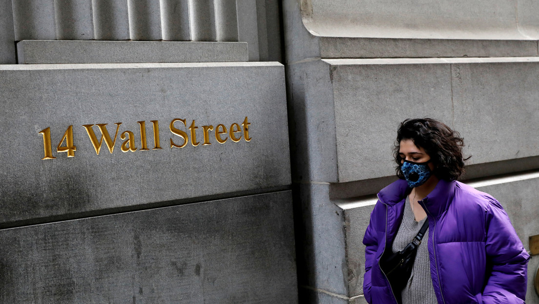 Los índices Dow Jones y Nasdaq cierren con fuertes bajas