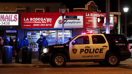 Una madre en EE.UU. contrata a un hombre para asesinar a su hija y a su marido y el caso se resuelve 25 años después