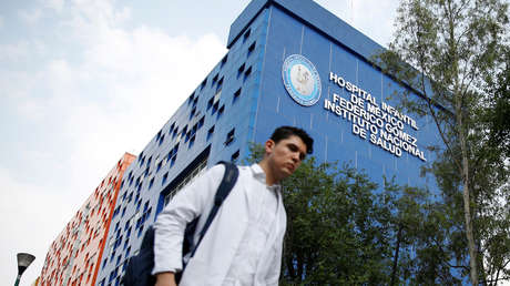 Un informe revela cómo la "epidemia" de las empresas fantasma 'desapareció' mas de 200 millones de dólares del sector salud en México