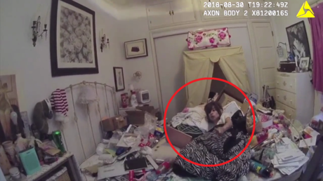 "¡Mátenme!": con un arma falsa en las manos se hizo abalear por la policía una actriz estadounidense (VIDEO)