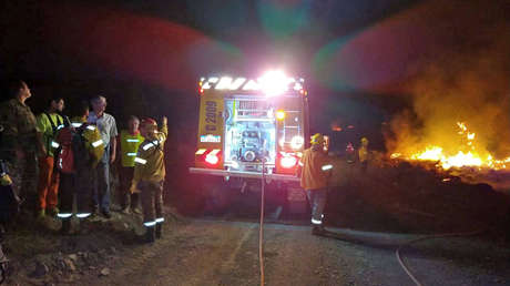 VIDEO, FOTOS: Un enorme incendio en el sur de Argentina arrasa casi 400 hectáreas