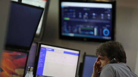 El 'lunes negro' deja a la Bolsa de Sao Paulo con su peor desplome desde 1998