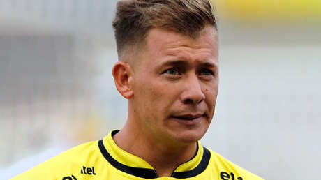 VIDEOS: Futbolista argentino podría enfrentar hasta un mes de cárcel por hacer gestos antisemitas en la cancha