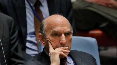 Elliott Abrams abandona un evento tras ser increpado por activistas debido a las sanciones contra Venezuela
