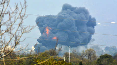 VIDEO: Un avión de la Fuerza Aérea pakistaní se estrella en Islamabad