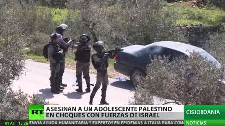 Un palestino muerto y decenas de heridos deja choque con fuerzas israelíes en Cisjordania