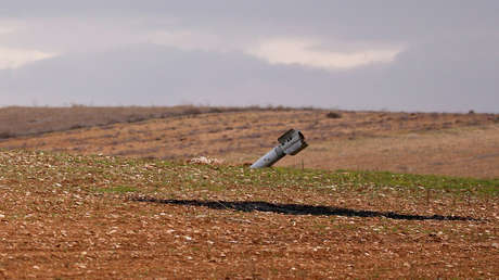 Reportan que aviones de EE.UU. atacan con misiles blancos en la frontera sirio-iraquí, tras el ataque contra una base que alberga a sus tropas en Irak
