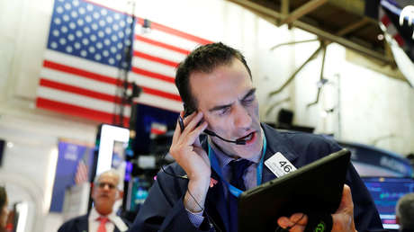 Detienen todas las operaciones de la bolsa en EE.UU. tras una caída de más del 7 %