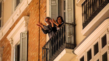 Ayuda a mayores, arte, voluntariado médico y escolar: el luminoso costado solidario de la crisis por el coronavirus