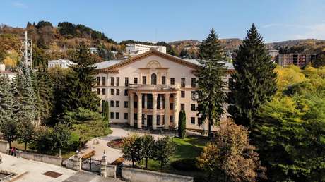 El primer ministro ruso ordena el cierre temporal de hoteles, restaurantes e instalaciones recreativas