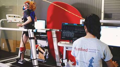 VIDEO: Ingenieros de EE.UU. crean futurísticos exoesqueletos para correr que podrían convertirse en un nuevo "método de transporte"