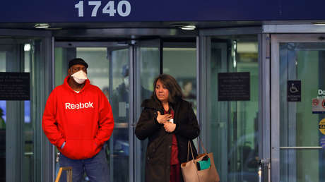 Uno de cada cuatro estadounidenses encuestados perdió su trabajo o fue suspendido por causa del coronavirus