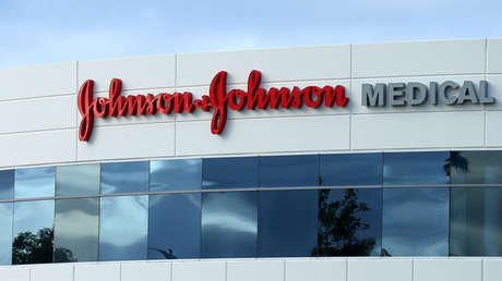 Johnson & Johnson planea ensayos clínicos en humanos de una vacuna contra el coronavirus