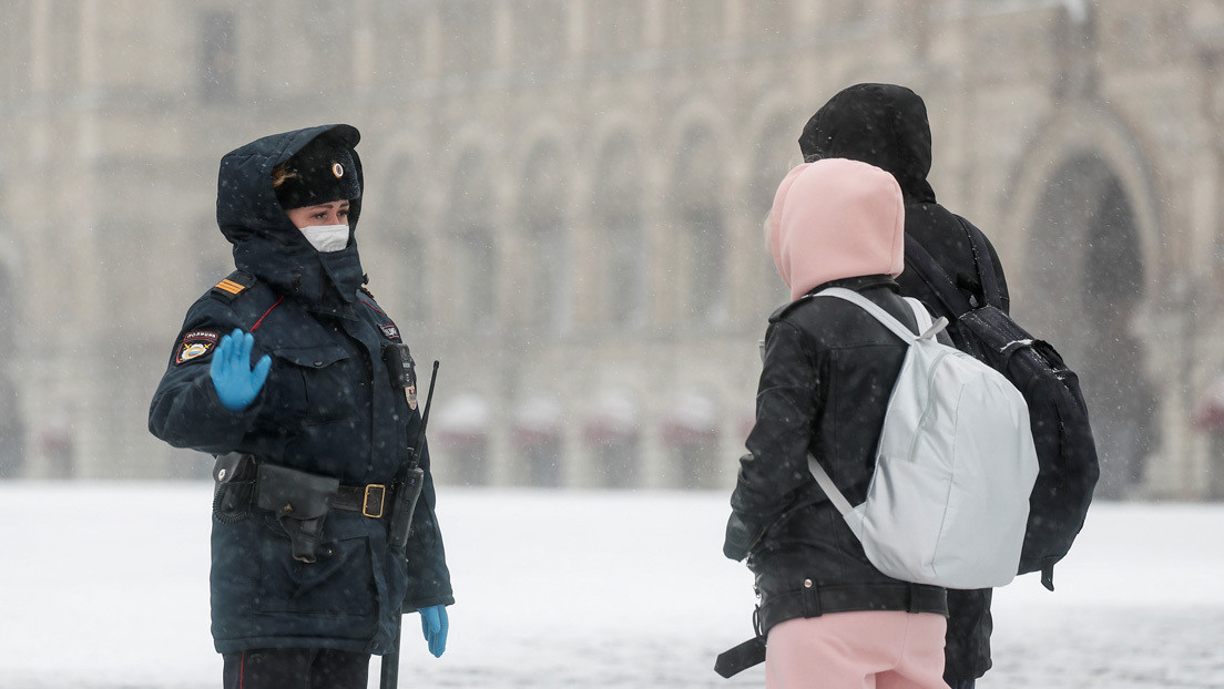 Putin firma la ley que estipula 7 años de prisión por violación de la cuarentena