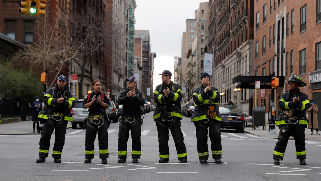 ¿Por qué la pandemia se ha vuelto tan catastrófica en el país más rico del mundo?