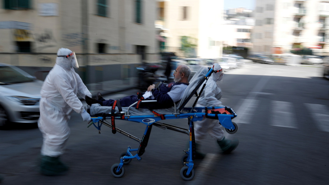 España registra 809 muertes por coronavirus en las últimas 24 horas, la cifra más baja de esta semana