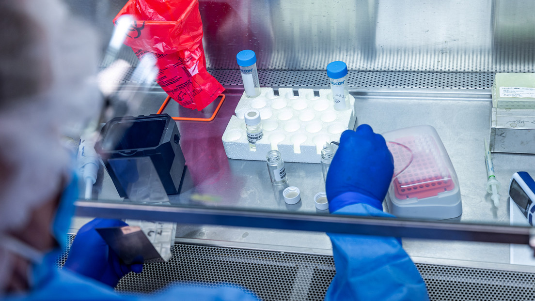 "África no puede ser un campo de pruebas para ninguna vacuna": El jefe de la OMS responde a los "comentarios racistas" de dos médicos franceses