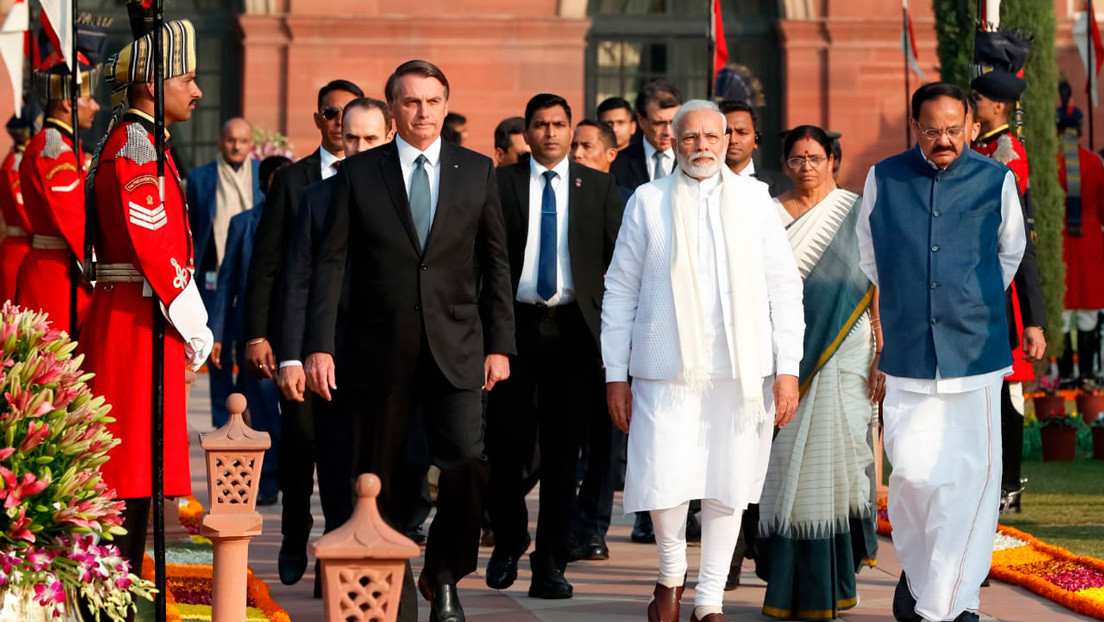 Bolsonaro dice que un medicamento experimental del covid-19 podría salvar "miles de vidas" y agradece a India su suministro