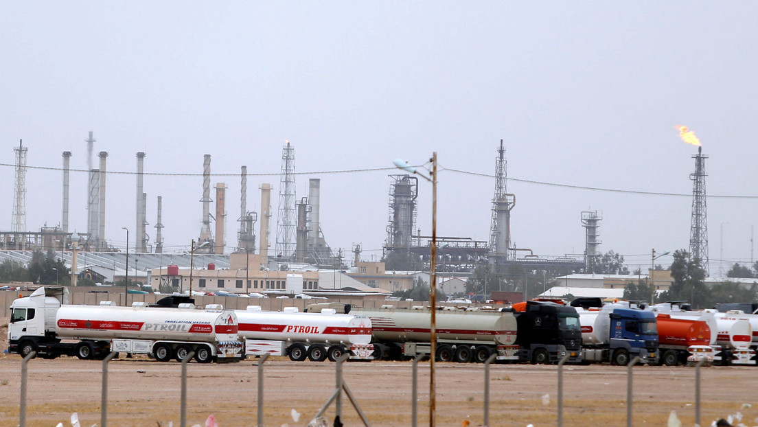 El barril de Brent cae por debajo de 18 dólares por primera vez desde el 2001