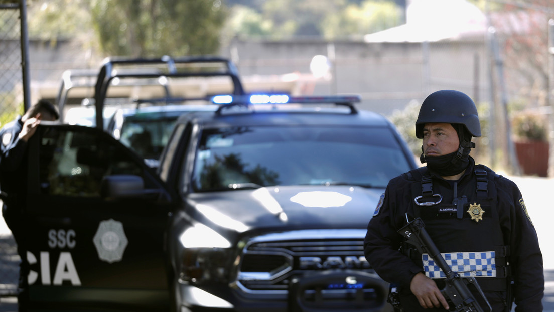 VIDEO: Caen seis presuntos narcomenudistas durante un operativo en la Ciudad de México