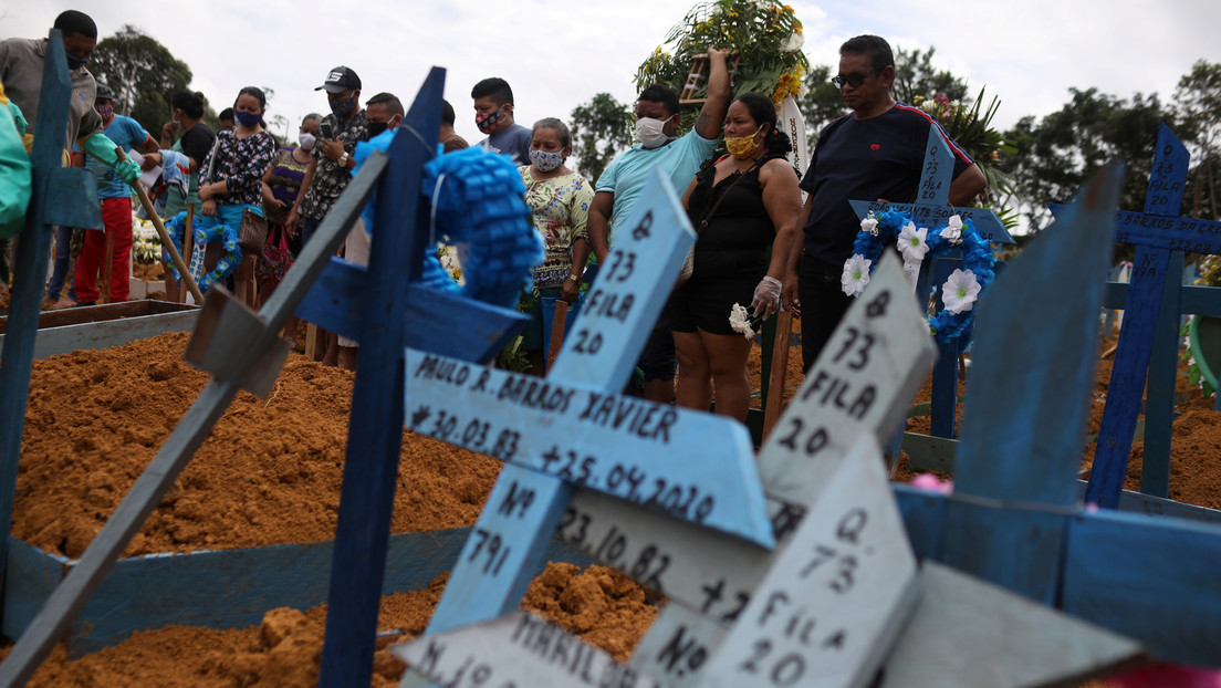 Brasil registra la mayor cantidad de muertos por coronavirus en un día y ya supera a China en el total de decesos