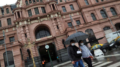 Argentina confirma 53 muertes por coronavirus en total y 1.628 infectados